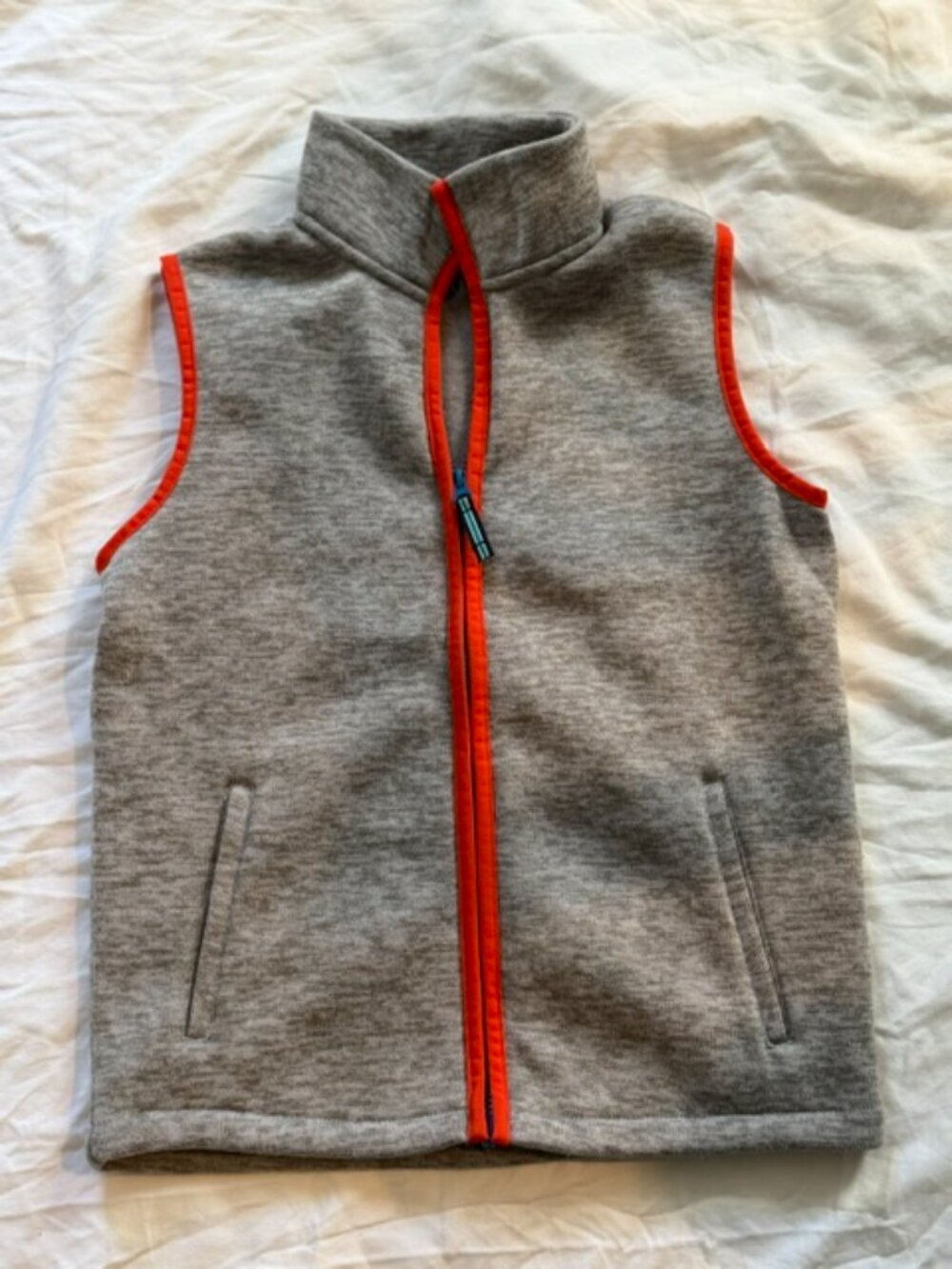 Lands’ End Kids Sweater Fleece Vest, Gray Heather, Size M (10-12)